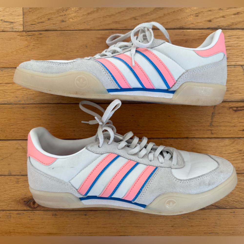 adidas Original Indoor Handball Sneakers with unique Pink & Blue Stripes